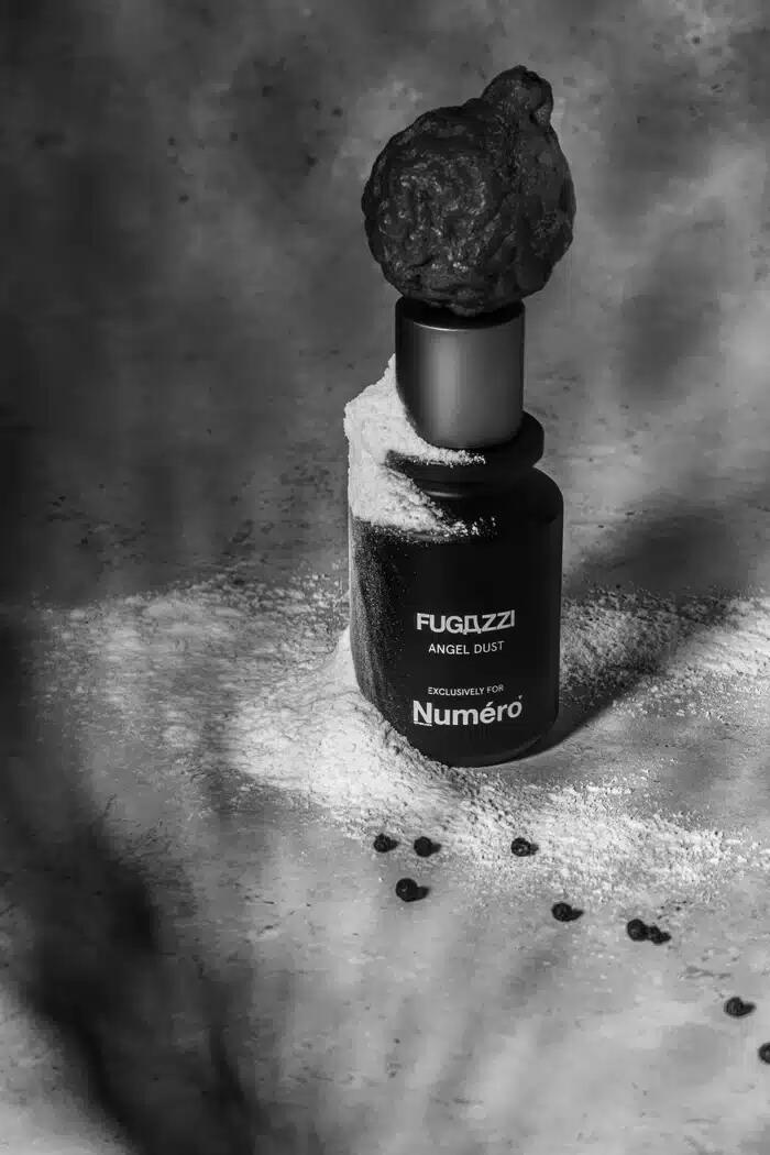 عطر ادکلن انجل داست ایکس نومرو فوگازی - Angel Dust x Numéro Fugazzi - بررسی، قیمت و خرید