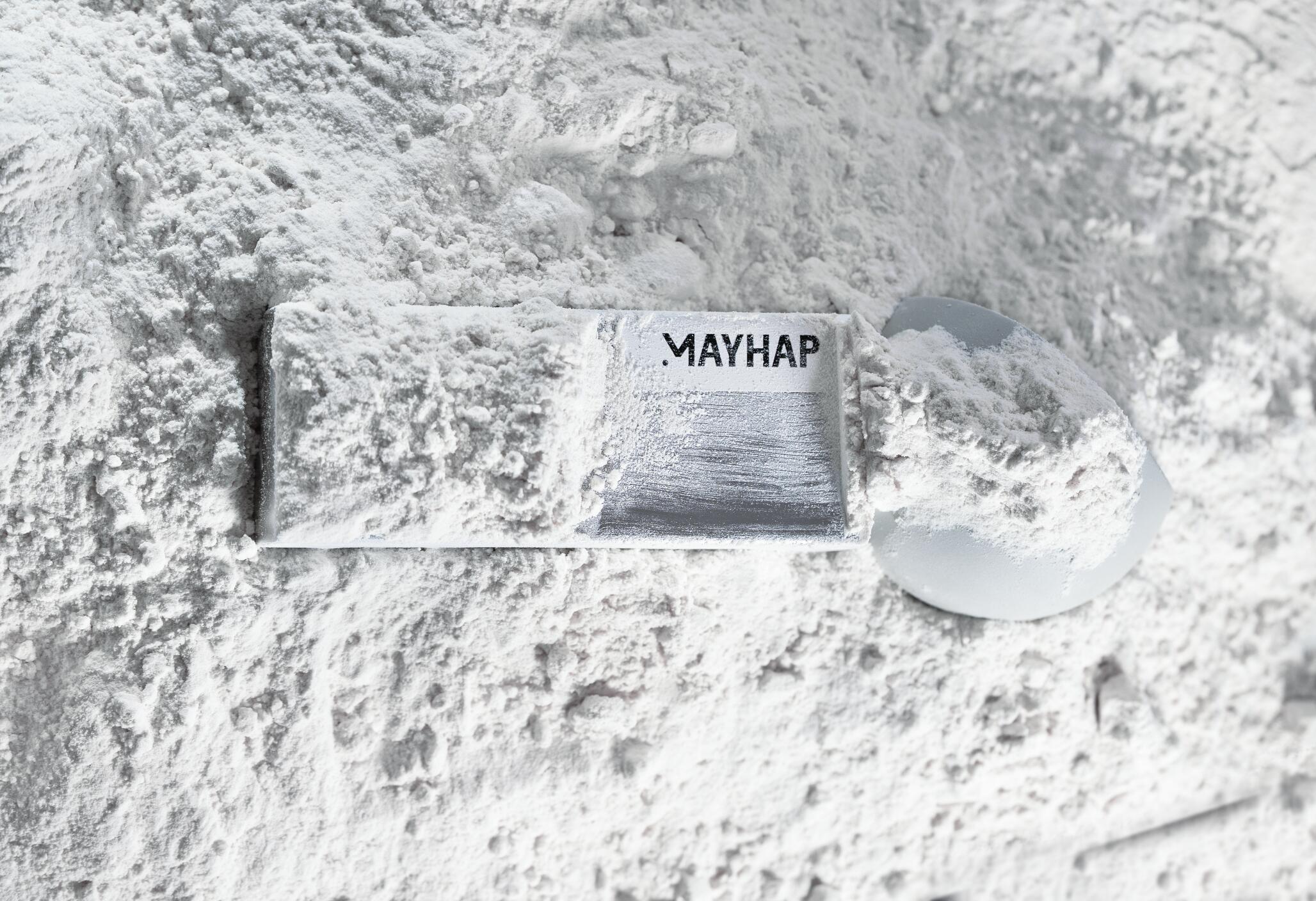 عطر ادکلن کور متال می‌هپ - Cœur Métal Mayhap - بررسی، قیمت و خرید