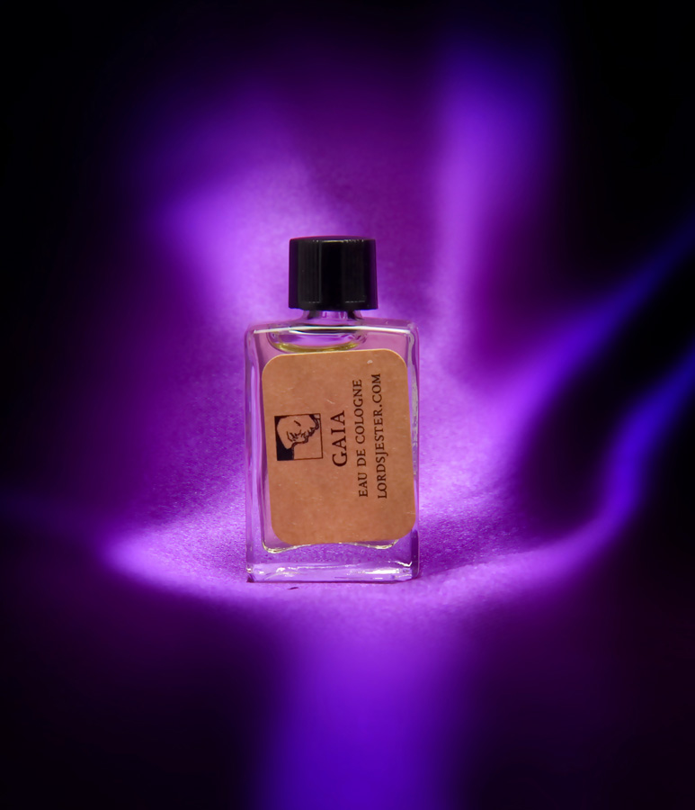 عطر ادکلن گایا لوردز جستر - Gaia Lord's Jester - بررسی، قیمت و خرید