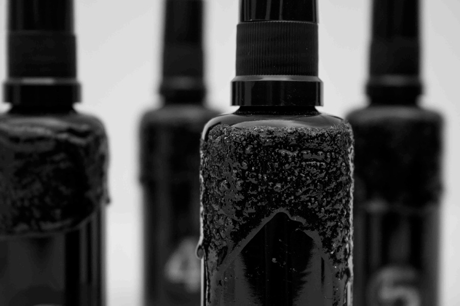 عطر ادکلن نانونسنس ناین نیکو اوترهاقن - Nononsense 9 Nico Uytterhaegen - بررسی، قیمت و خرید