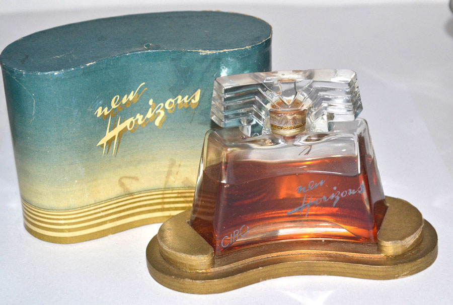 عطر ادکلن نیو هورایزنز پارفوم سیرو - New Horizons Parfums Ciro - بررسی، قیمت و خرید