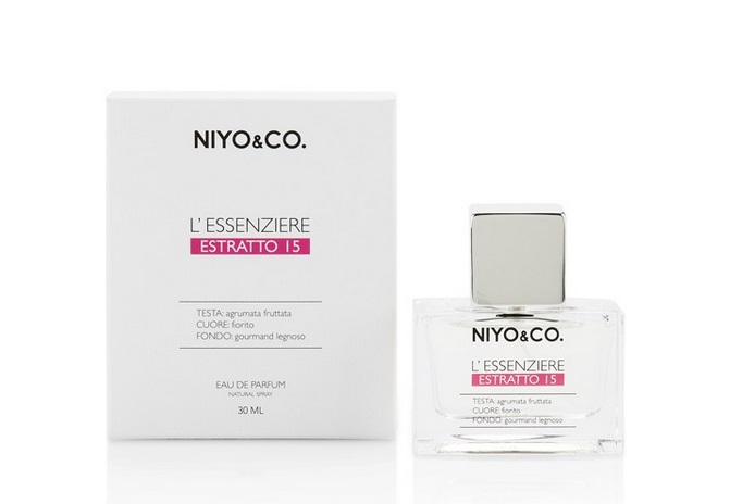 عطر ادکلن له‌اسنزیر استراتو ۱۵ نیو اند کو - L'essenziere Estratto 15 NIYO&CO - بررسی، قیمت و خرید