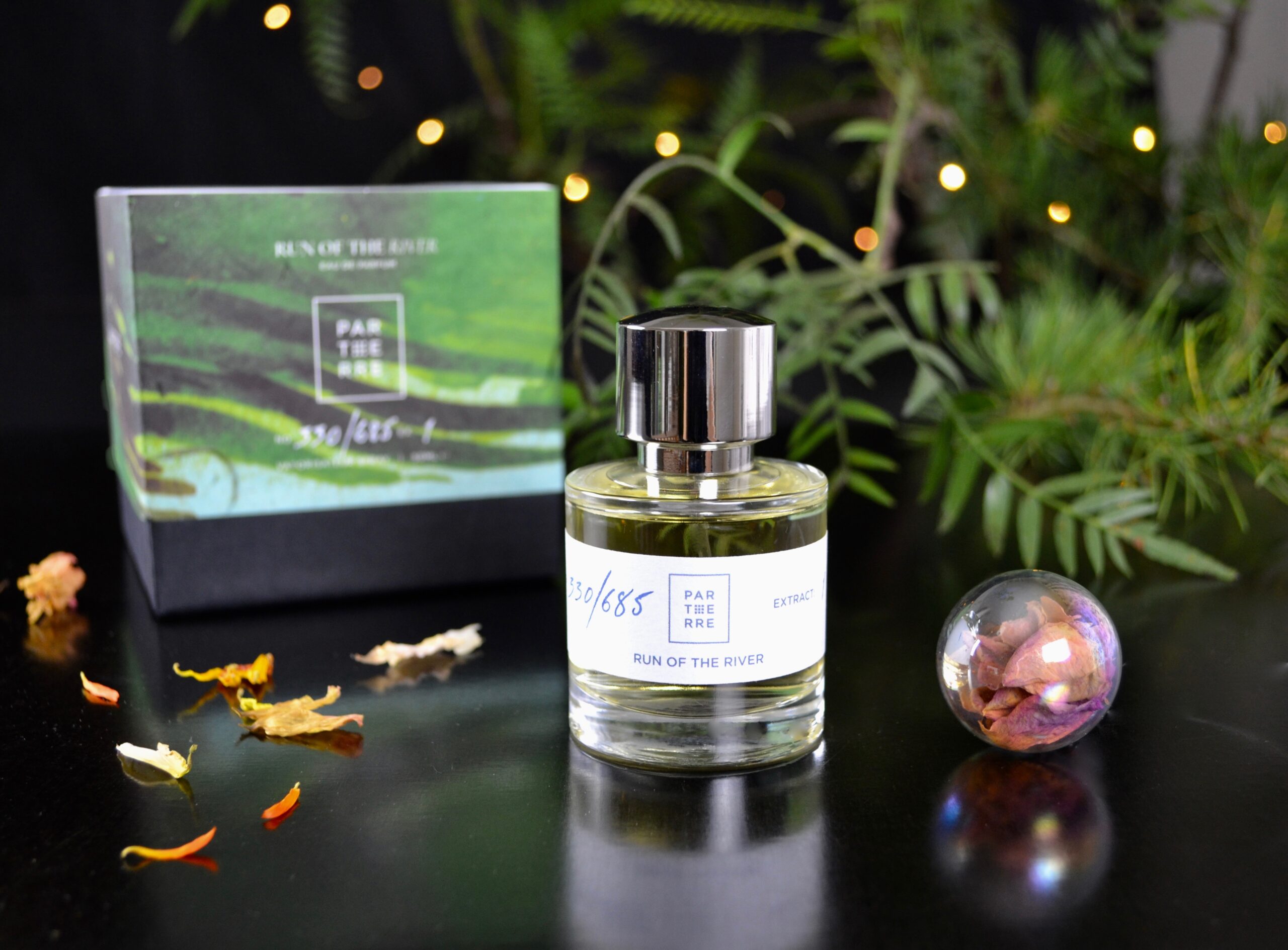 عطر ادکلن ران آو د ریوِر پارتِر - Run Of The River Parterre - بررسی، قیمت و خرید