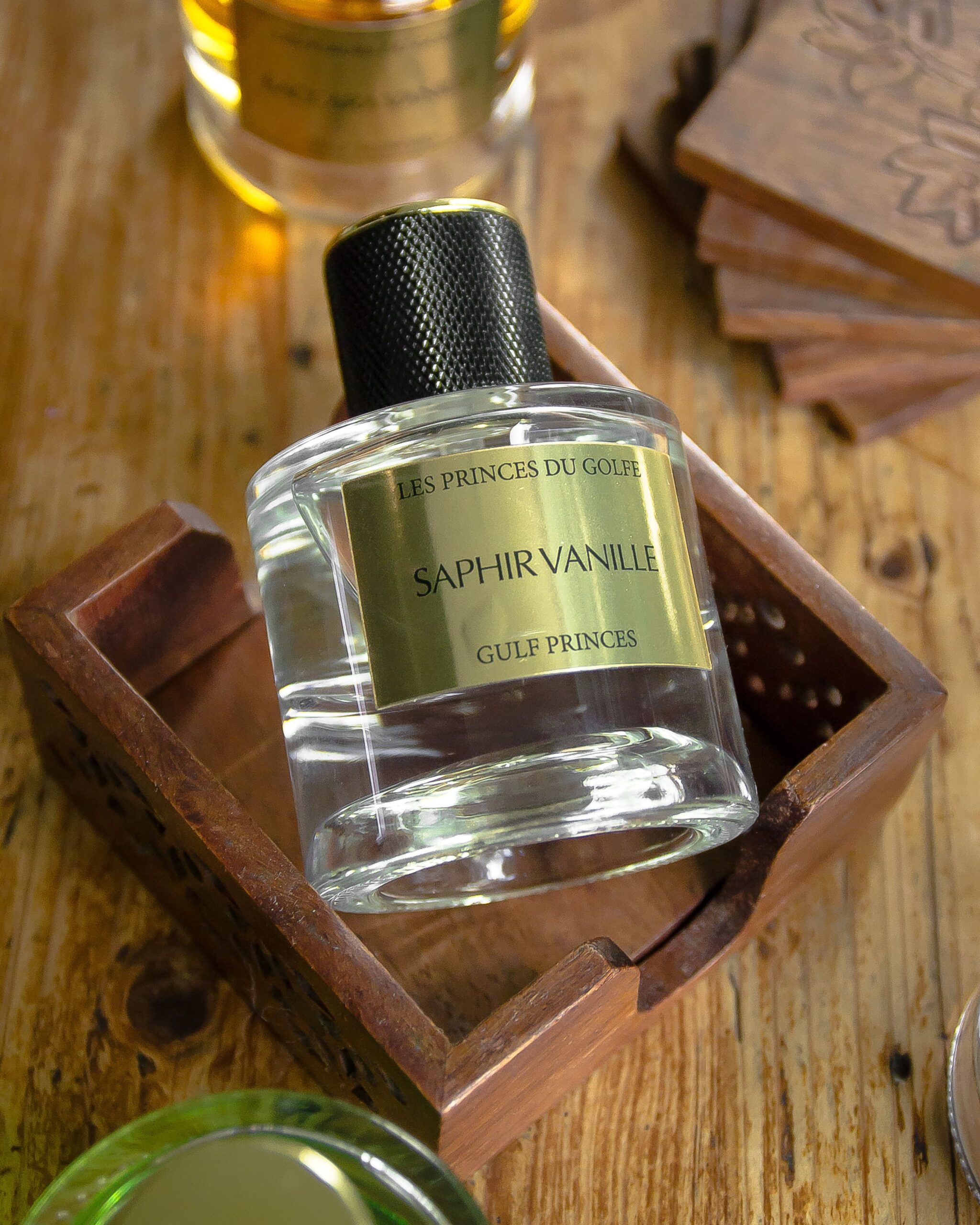 عطر ادکلن سفیر وانیل لُ فلور دو گولف - Saphir Vanille Les Fleurs du Golfe - بررسی، قیمت و خرید