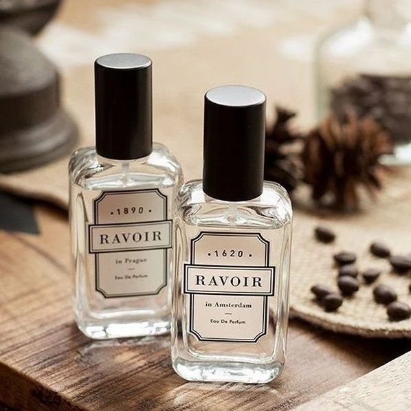 عطر ادکلن راواِر ۱۸۹۰ این پراگ می‌شا - Ravoir 1890 In Prague Missha - بررسی، قیمت و خرید