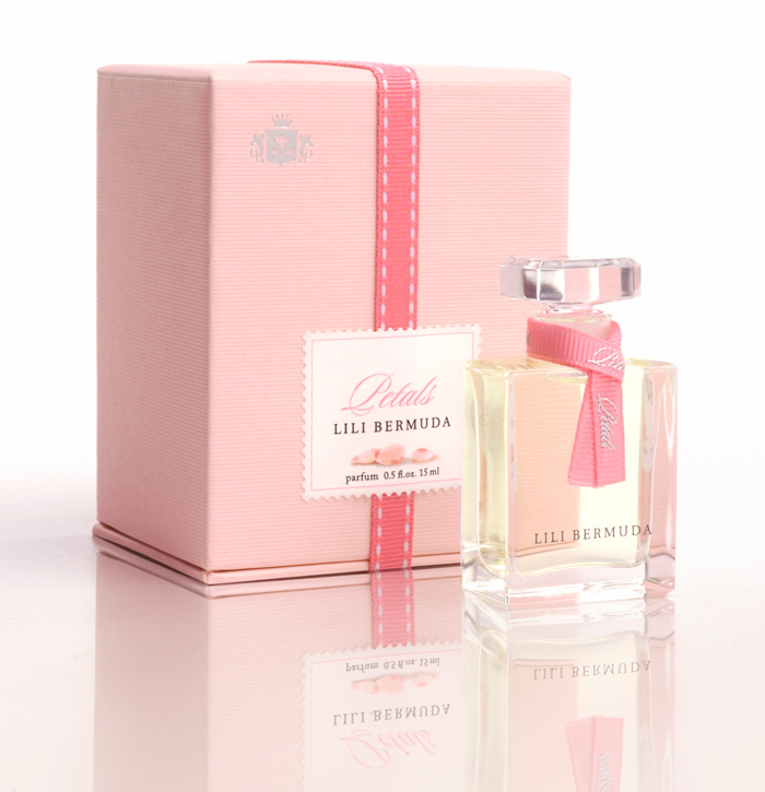 عطر ادکلن پِتِلز لیلی برمودا - Petals Lili Bermuda - بررسی، قیمت و خرید
