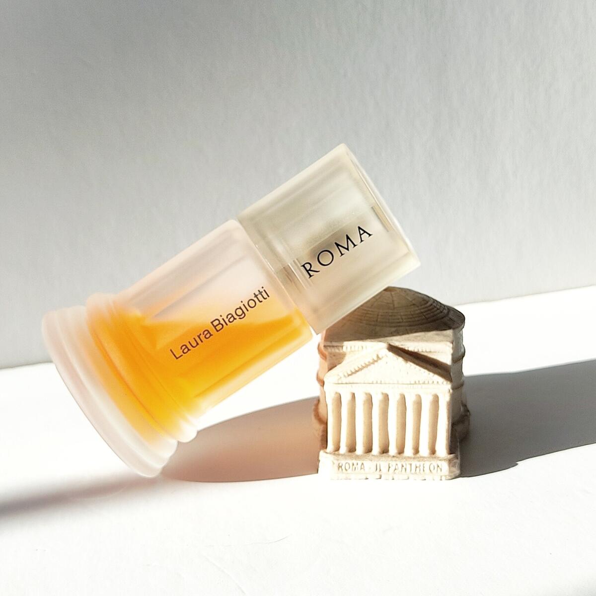 عطر ادکلن رُما لورا بیاجیوتی - Roma Laura Biagiotti - بررسی، قیمت و خرید