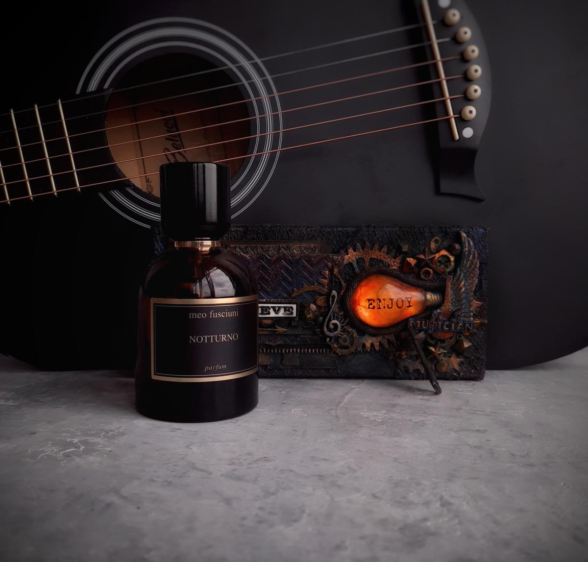 عطر ادکلن نوتورنو میو فوشیونی - Notturno Meo Fusciuni - بررسی، قیمت و خرید