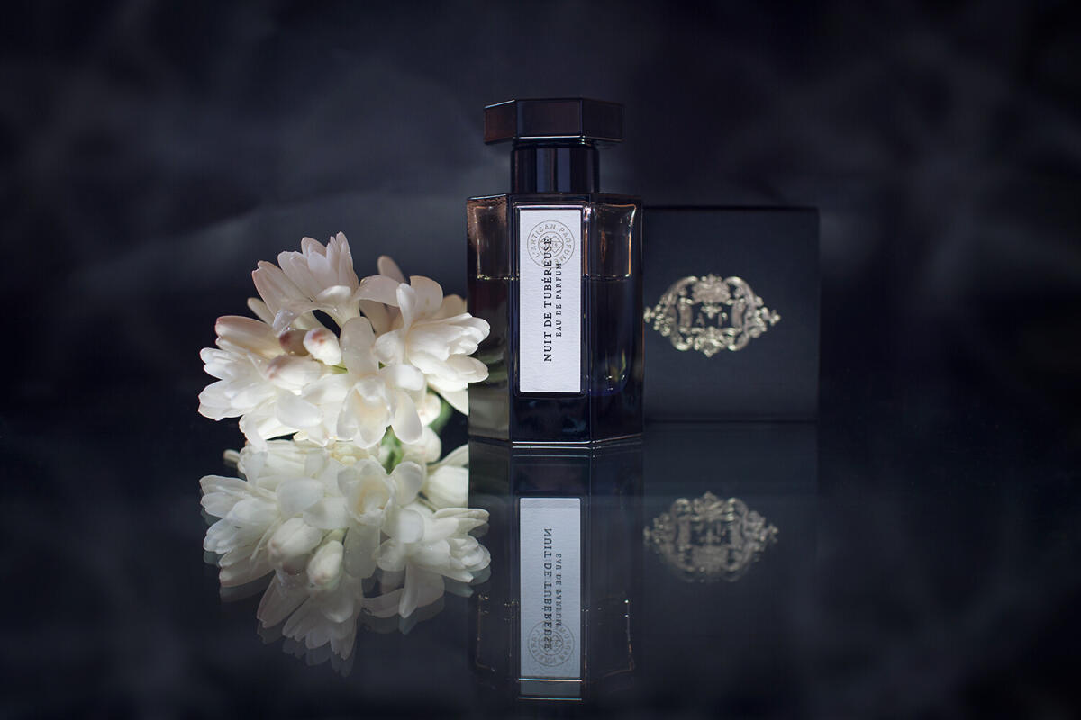عطر ادکلن نویت د توبروز لارتیزان پارفومر - Nuit de Tubereuse L'Artisan Parfumeur - بررسی، قیمت و خرید