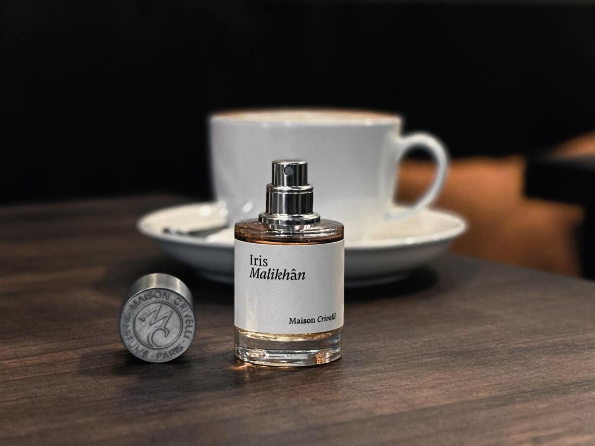 عطر ادکلن آیریس ملیخان مازون کریولی - Iris Malikhân Maison Crivelli - بررسی، قیمت و خرید