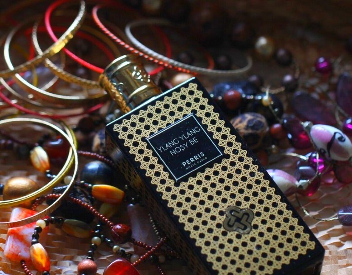 عطر ادکلن یلانگ یلانگ نوسی بی پریس مونته کارلو - Ylang Ylang Nosy Be Perris Monte Carlo - بررسی، قیمت و خرید