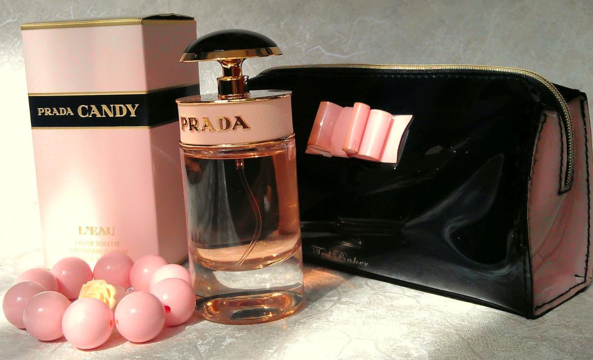 عطر ادکلن پرادا کندی لو پرادا - Prada Candy L'Eau Prada - بررسی، قیمت و خرید