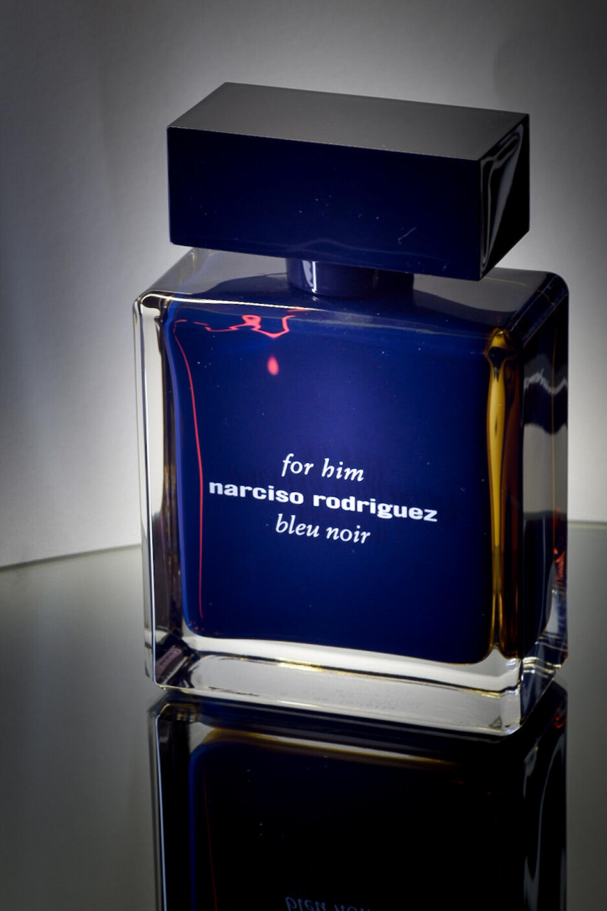 عطر ادکلن نارسیسو رودریگز فور هیم بلو نویر نارسیسو رودریگز - Narciso Rodriguez for Him Bleu Noir Narciso Rodriguez - بررسی، قیمت و خرید