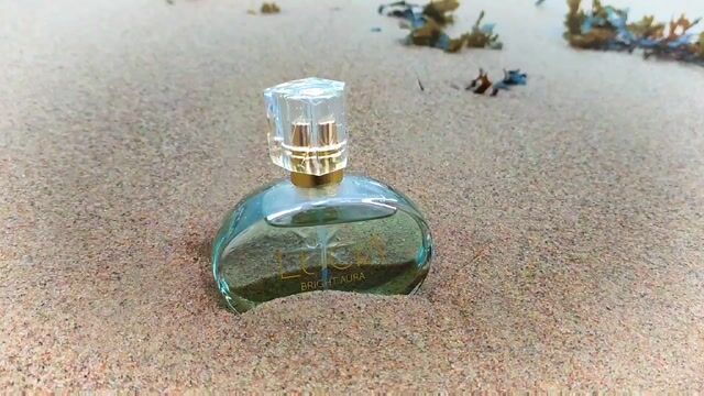 عطر ادکلن لوشیا برایت اورا اوریفلیم - Lucia Bright Aura Oriflame - بررسی، قیمت و خرید