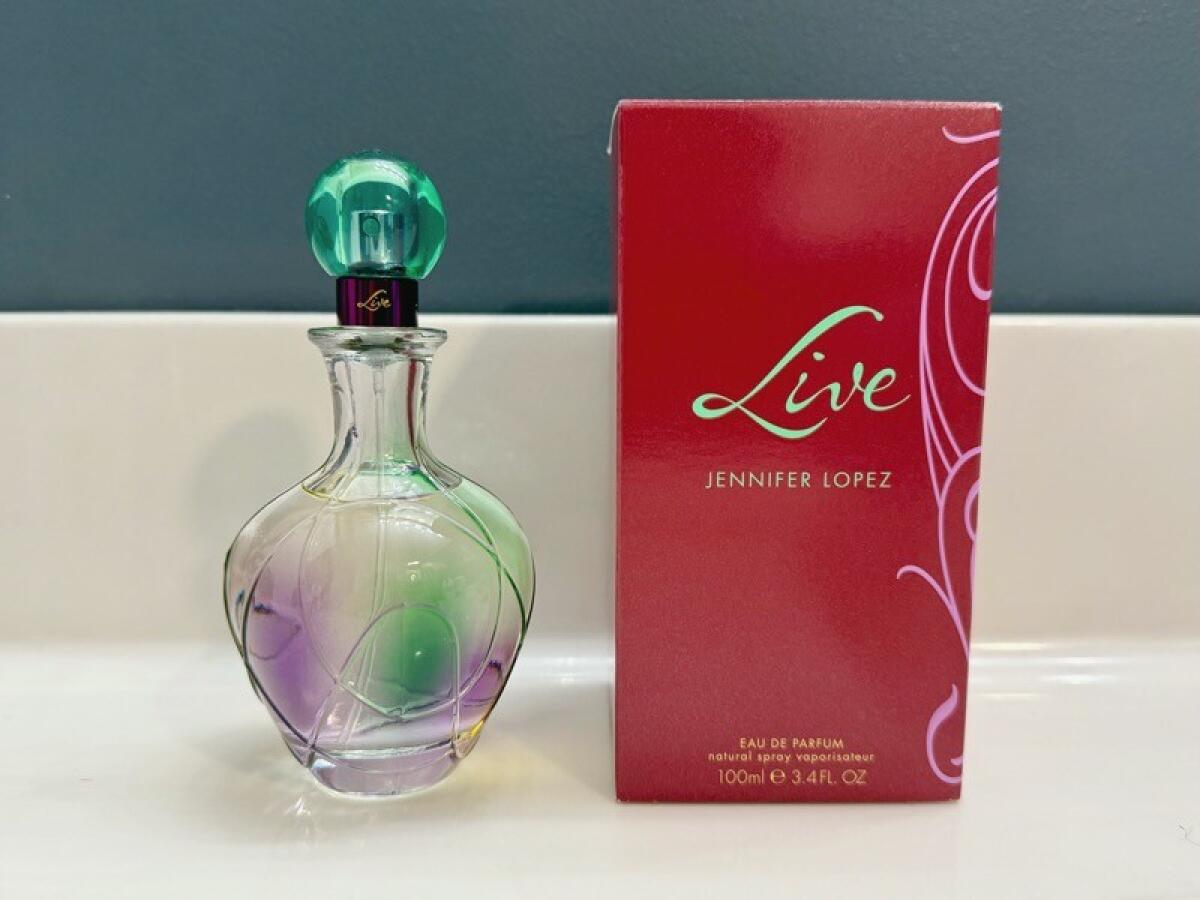 عطر ادکلن لایو جنیفر لوپز - Live Jennifer Lopez - بررسی، قیمت و خرید