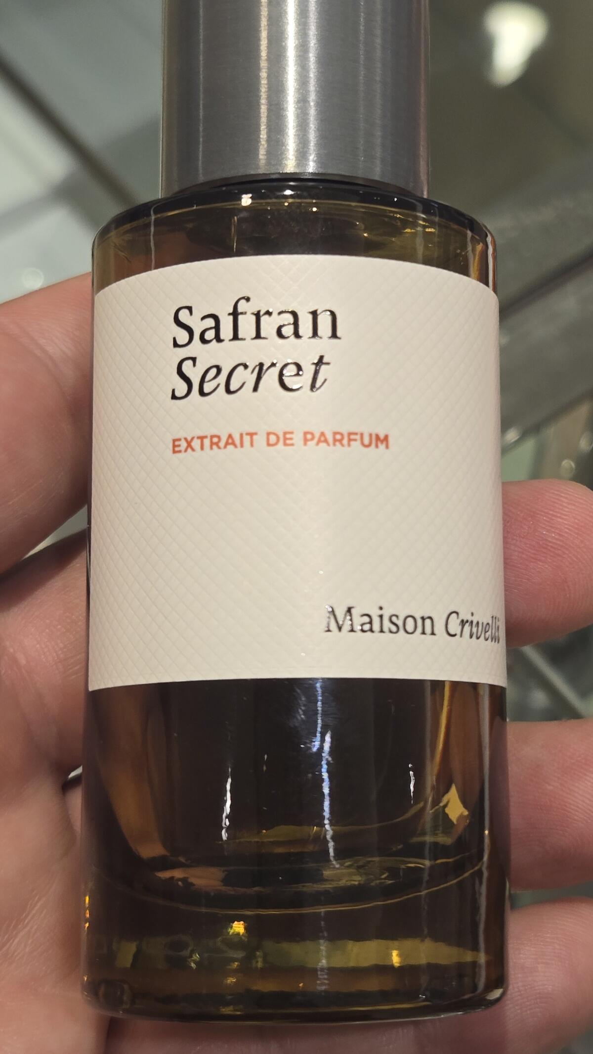عطر ادکلن سفران سکرت مایسون کریولی - Safran Secret Maison Crivelli - بررسی، قیمت و خرید