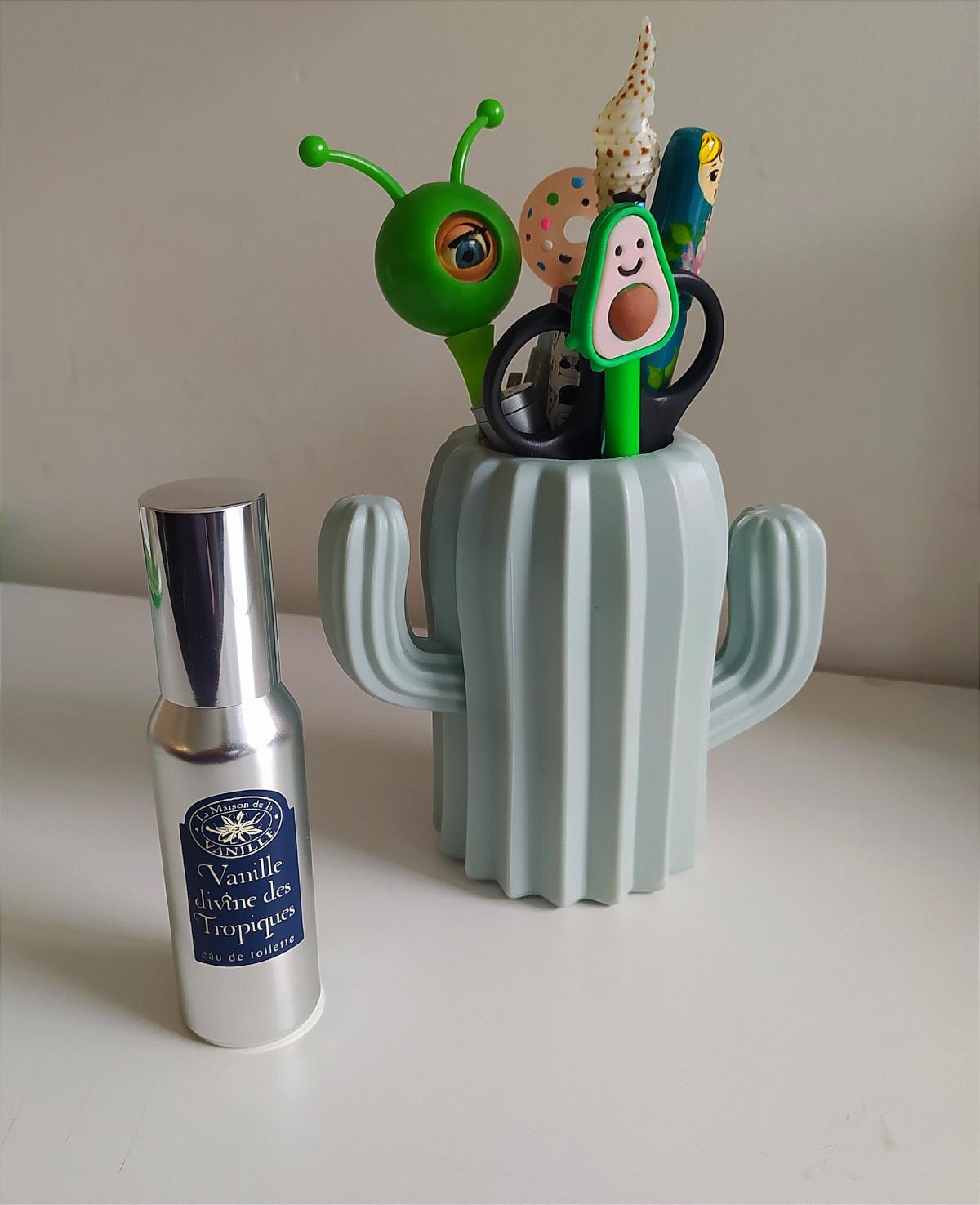 عطر ادکلن وانیل دیواین د تروپیک لا مزون دو لا وانیل - Vanille Divine des Tropiques La Maison de la Vanille - بررسی، قیمت و خرید