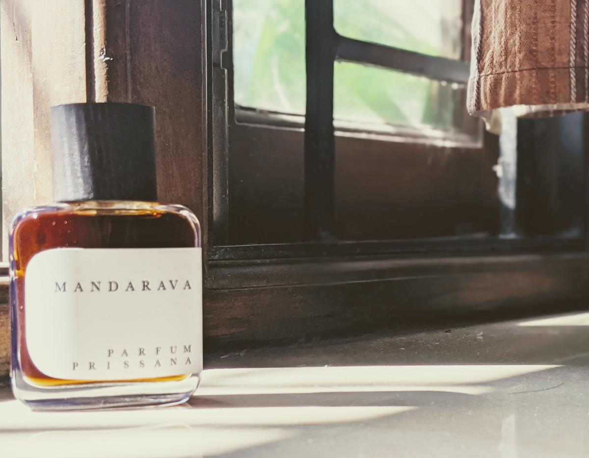 عطر ادکلن مانداراوا پریسانا - Mandarava Prissana - بررسی، قیمت و خرید