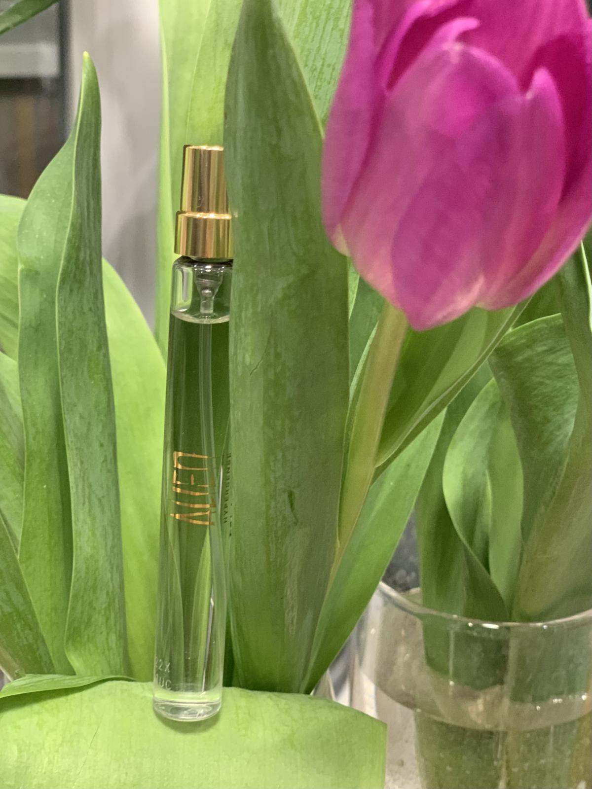 عطر ادکلن آلین هایپرسنس ماگلر - Alien Hypersense Mugler - بررسی، قیمت و خرید