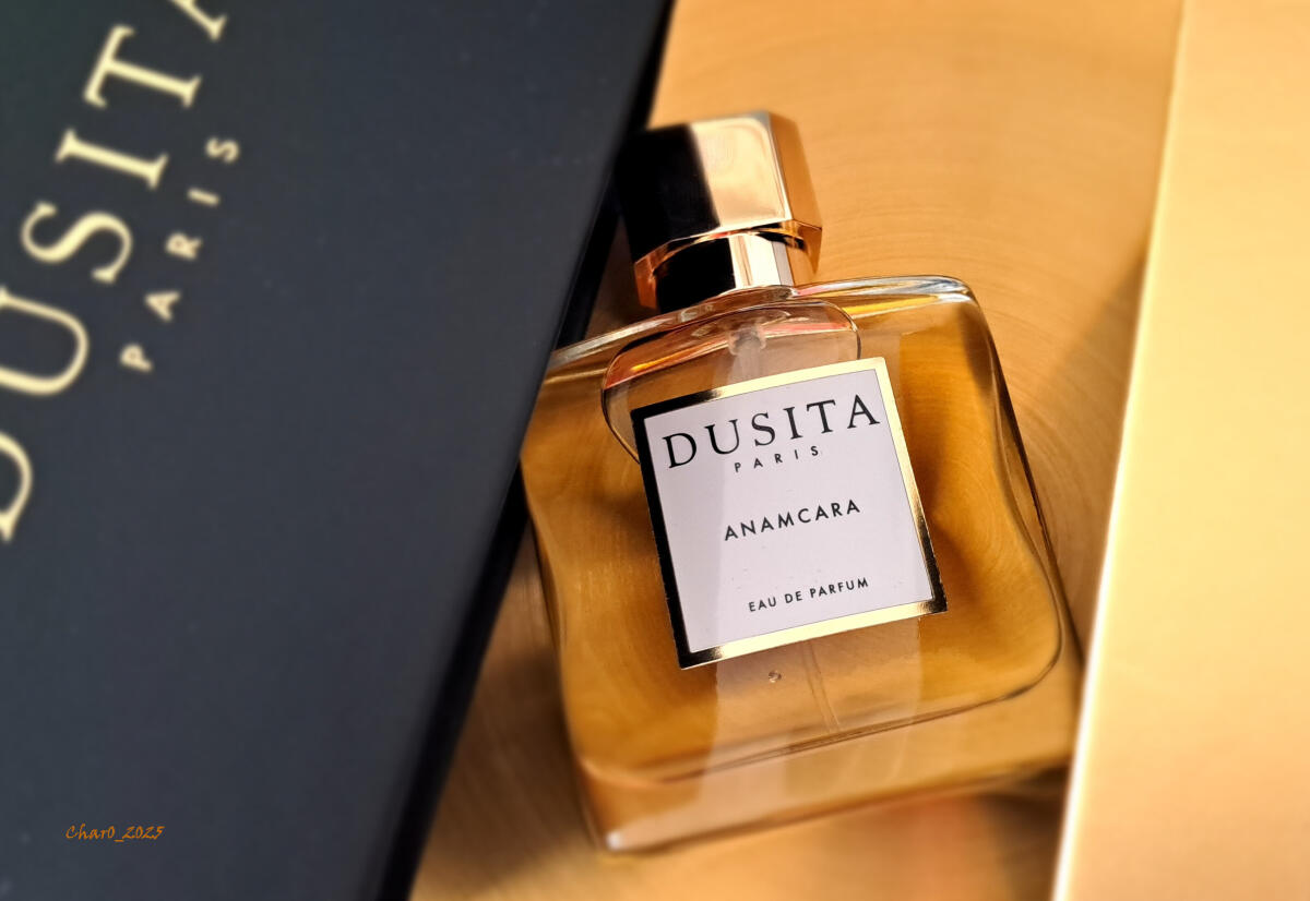 عطر ادکلن آنَمکارا پرفیومز دوسیتا - Anamcara Parfums Dusita - بررسی، قیمت و خرید