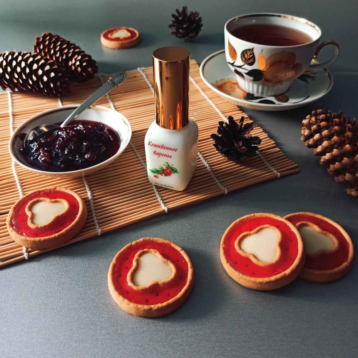 عطر ادکلن کرنبری جم ماژو کوژو - Cranberry Jam (Клюквенное Варенье) Mazhu Kozhu (Мажу Кожу) - بررسی، قیمت و خرید