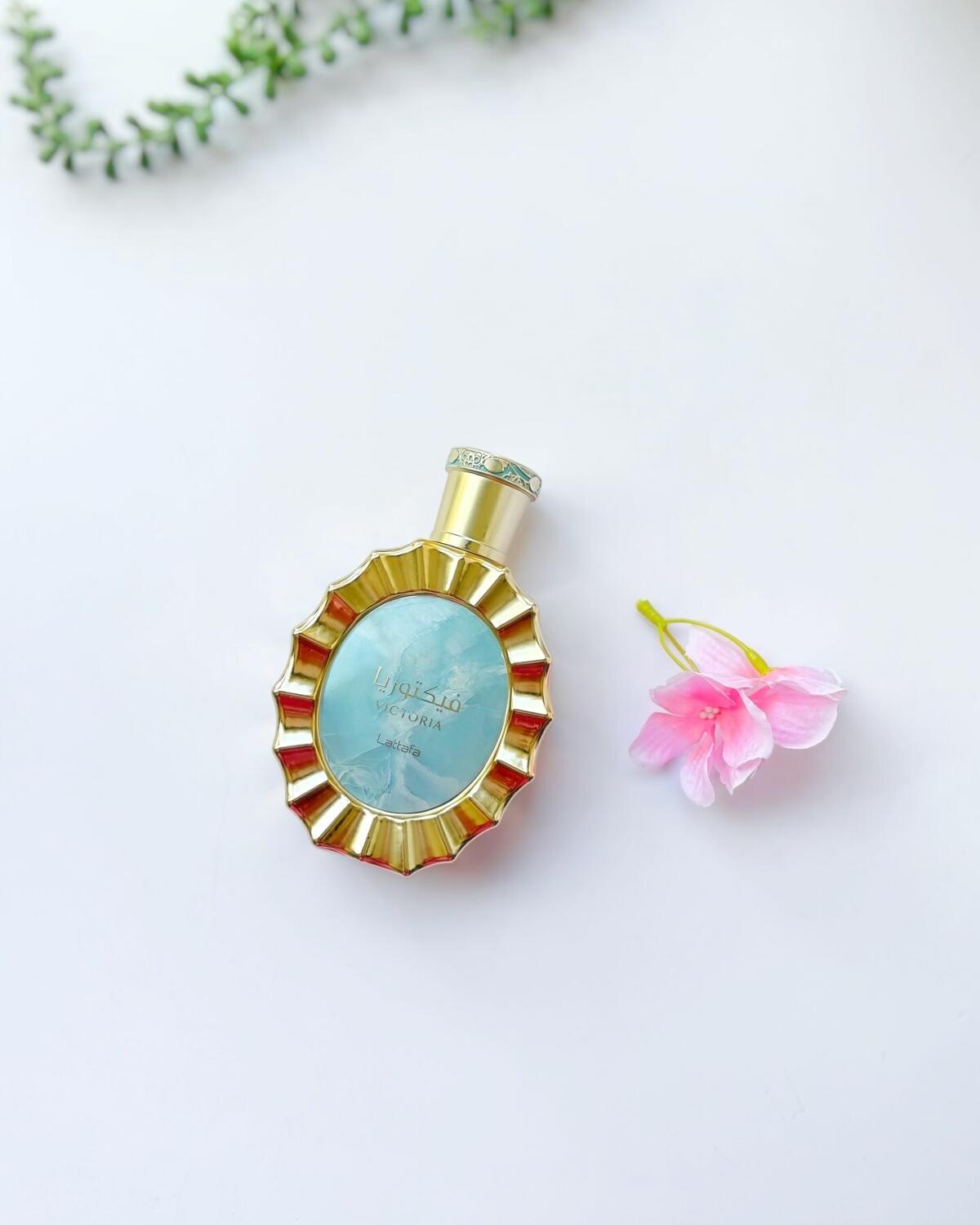 عطر ادکلن ویکتوریا لتافا پرفیومز - Victoria Lattafa Perfumes - بررسی، قیمت و خرید