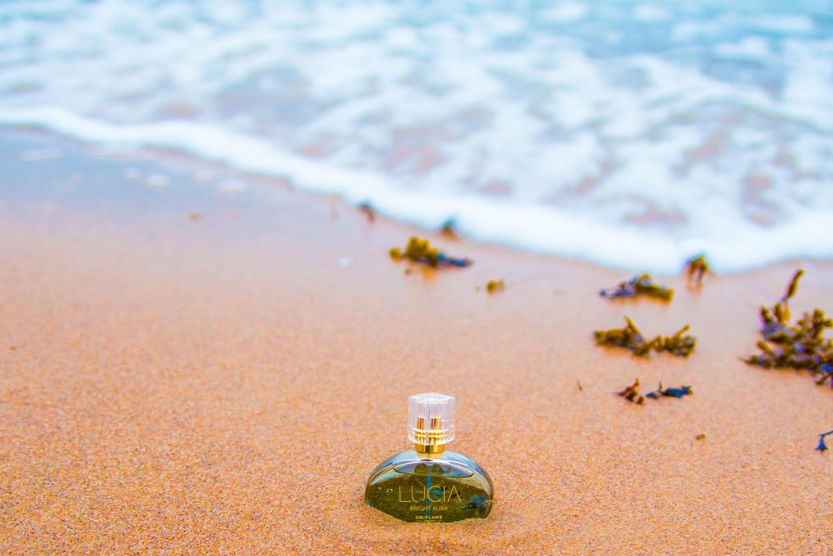 عطر ادکلن لوشیا برایت اورا اوریفلیم - Lucia Bright Aura Oriflame - بررسی، قیمت و خرید