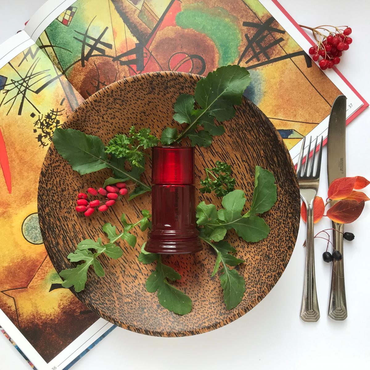 عطر ادکلن روما پاسیونه لورا بیجیو - Roma Passione Laura Biagiotti - بررسی، قیمت و خرید