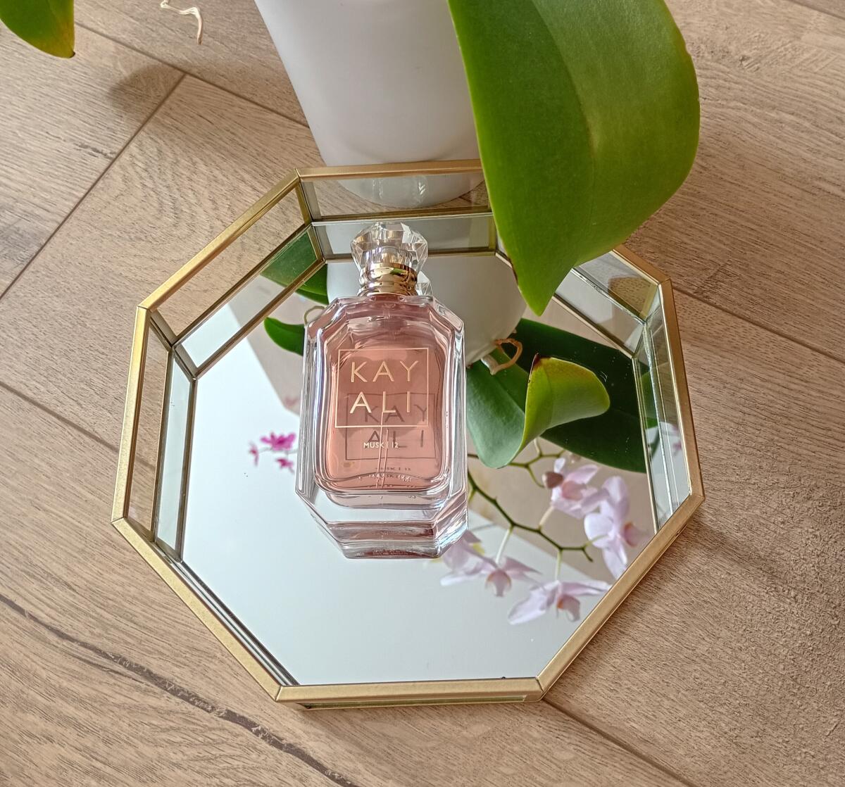 عطر ادکلن ماسک دوازده کیالی فرگرنسز - Musk 12 Kayali Fragrances - بررسی، قیمت و خرید