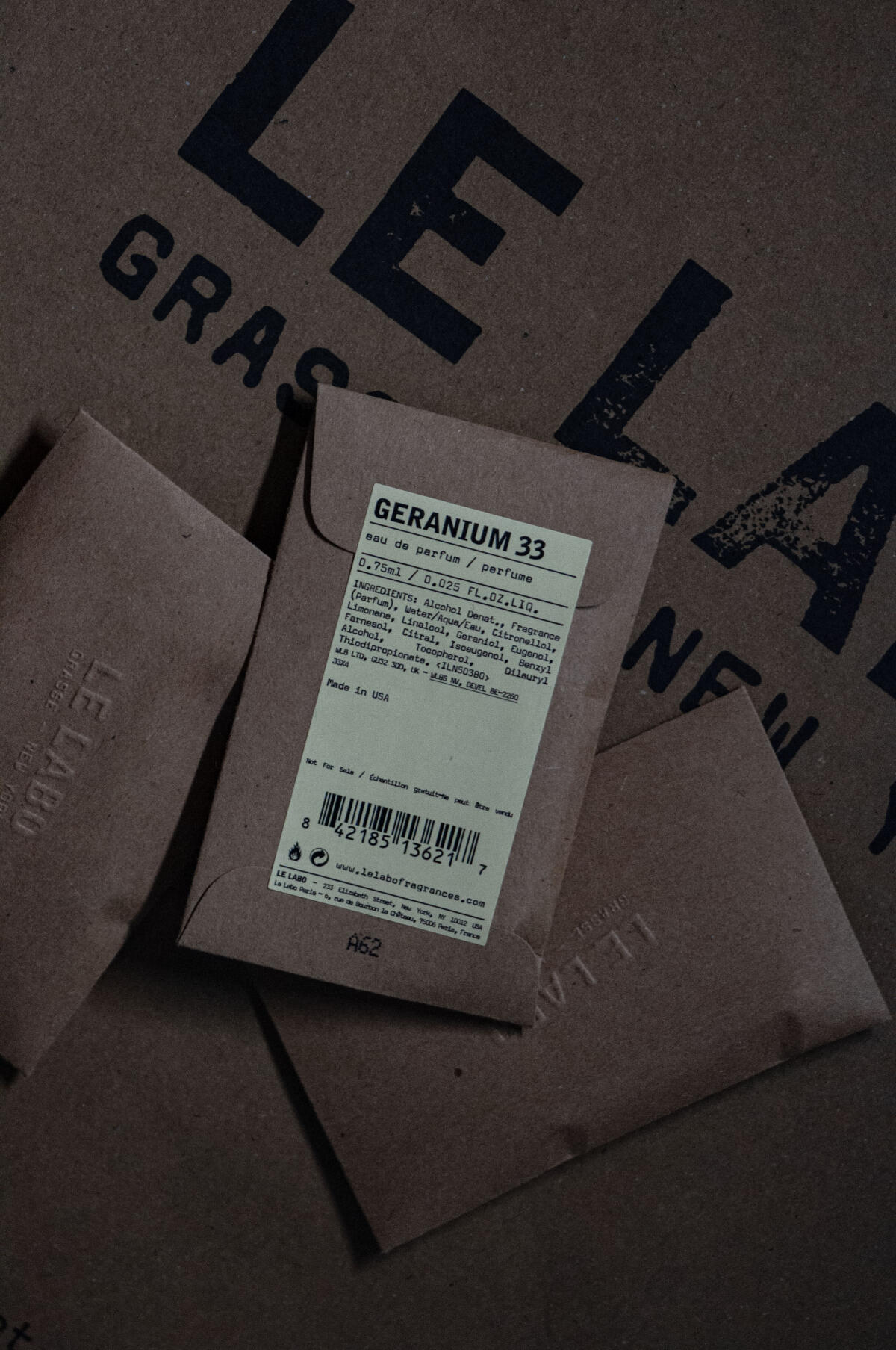 عطر ادکلن جرانیوم 30 ل لابو - Geranium 30 Le Labo - بررسی، قیمت و خرید