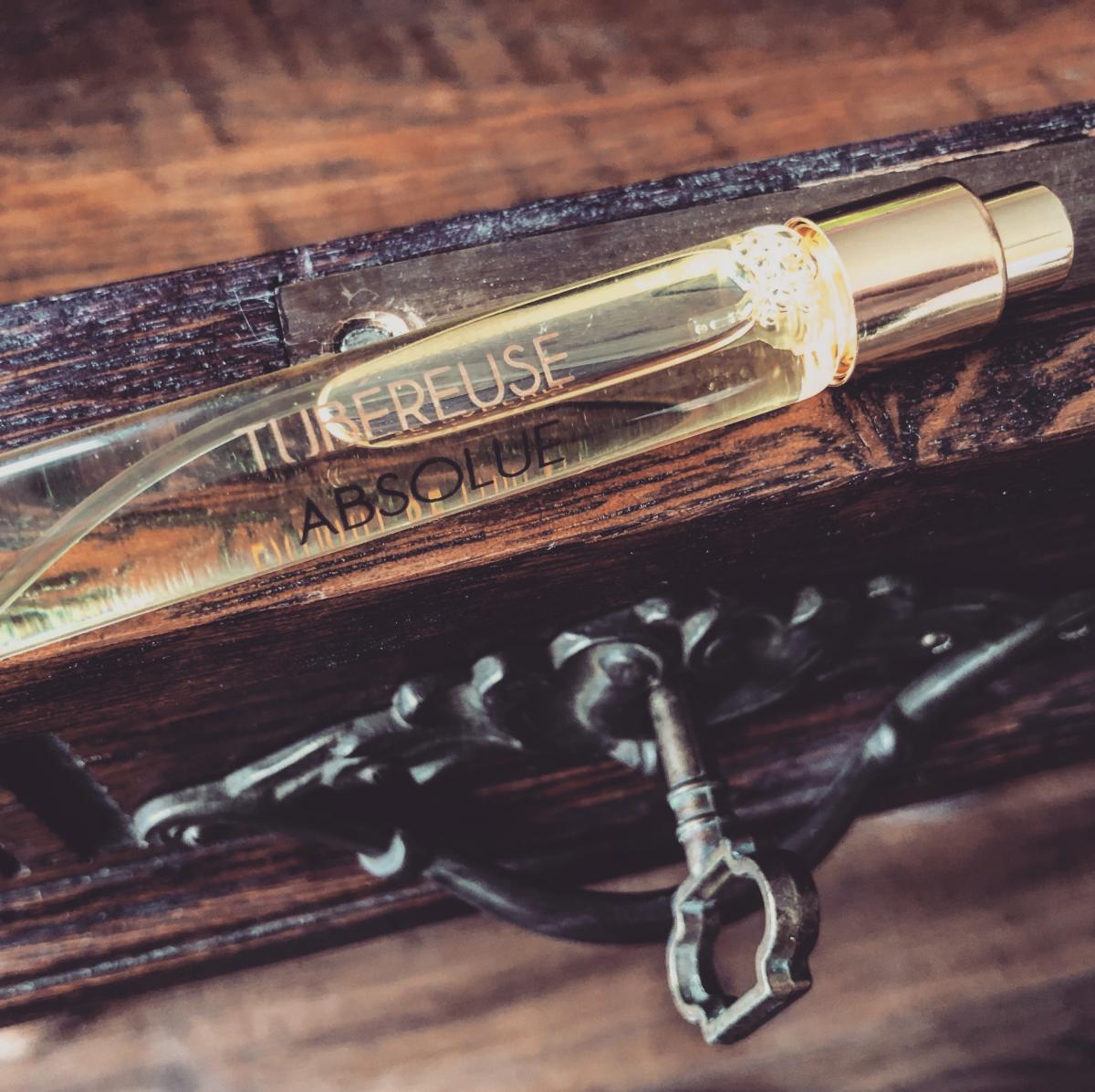 عطر ادکلن تیوبروز ابسلوت اکستریت پریس مونت کارلو - Tubereuse Absolue Extrait Perris Monte Carlo - بررسی، قیمت و خرید
