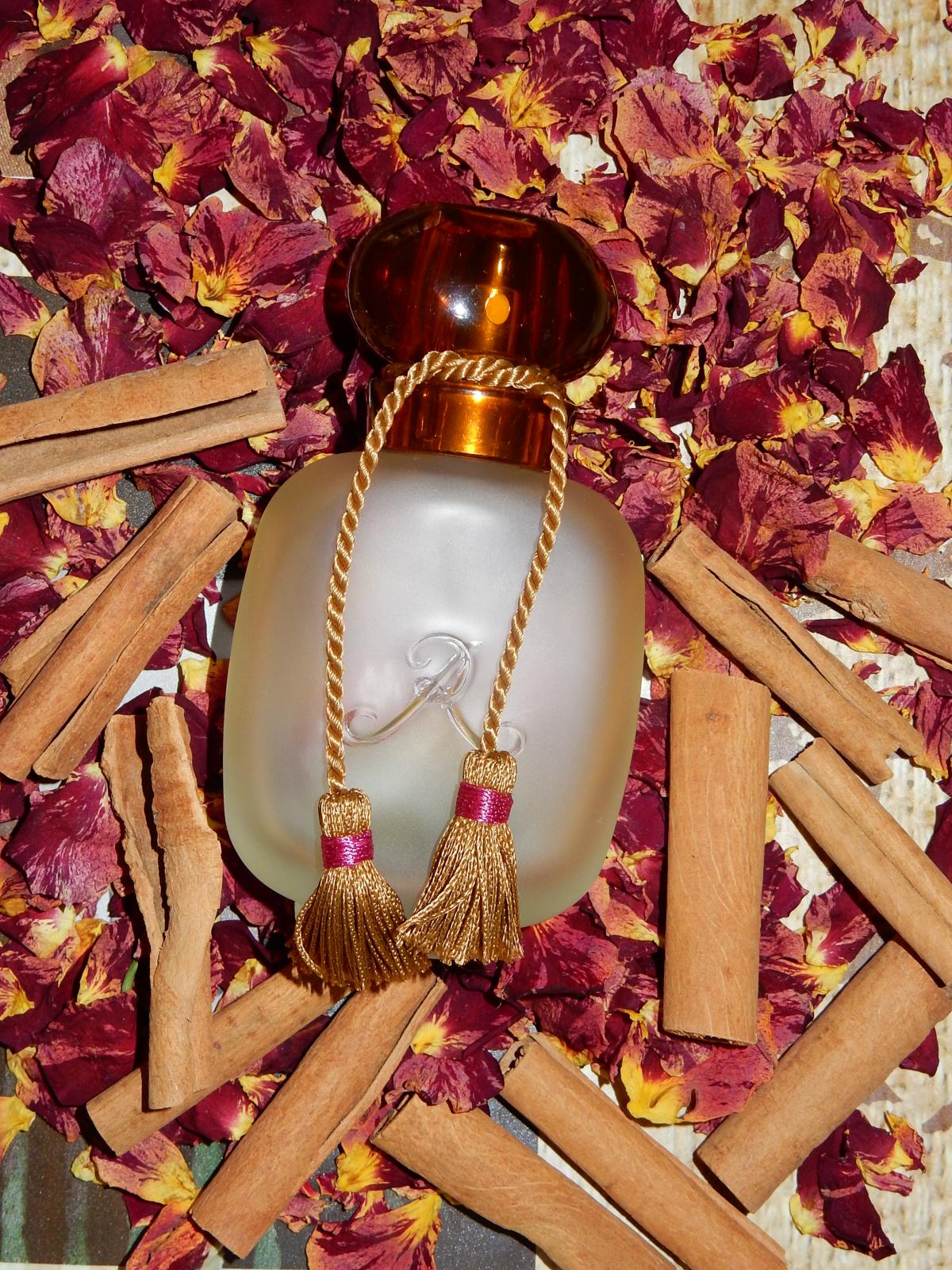 عطر ادکلن مجالس لز پارفوم دو روزین - Majalis Les Parfums de Rosine - بررسی، قیمت و خرید