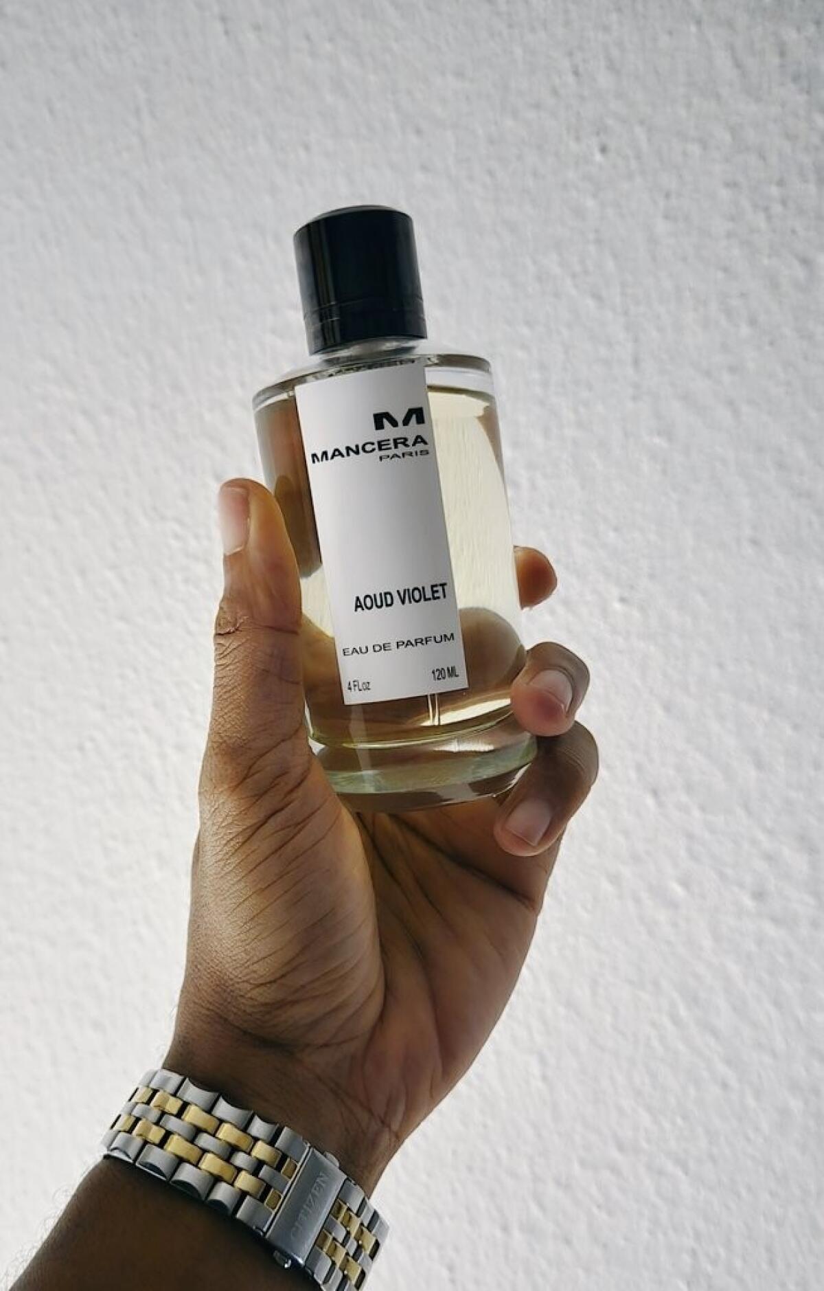 عطر ادکلن عود ویولت مانسرا - Aoud Violet Mancera - بررسی، قیمت و خرید