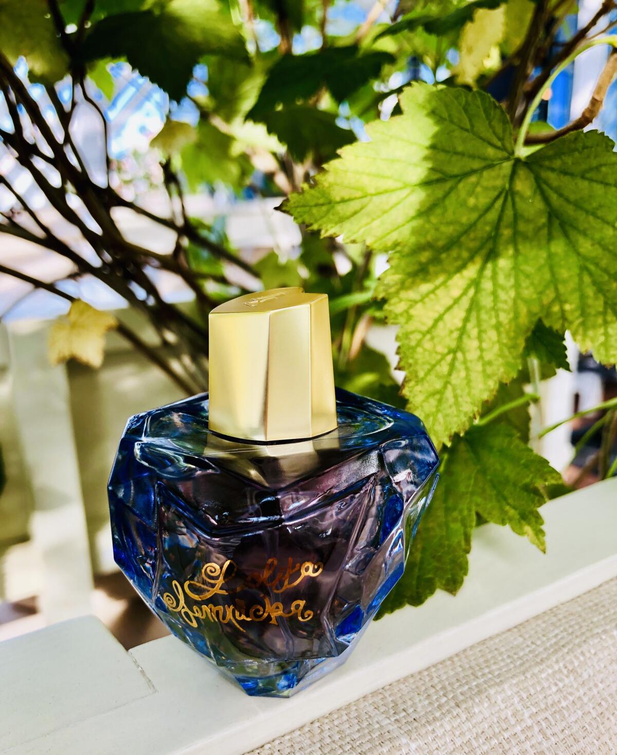عطر ادکلن لولیتا لمپیکا مان پرفیوم لولیتا لمپیکا - Lolita Lempicka Mon Premier Parfum Lolita Lempicka - بررسی، قیمت و خرید