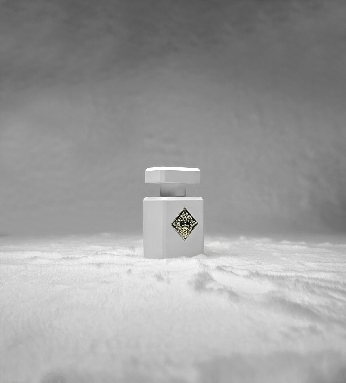 عطر ادکلن ماسک تراپی اینیسیو پرفیومس پریوس - Musk Therapy Initio Parfums Prives - بررسی، قیمت و خرید