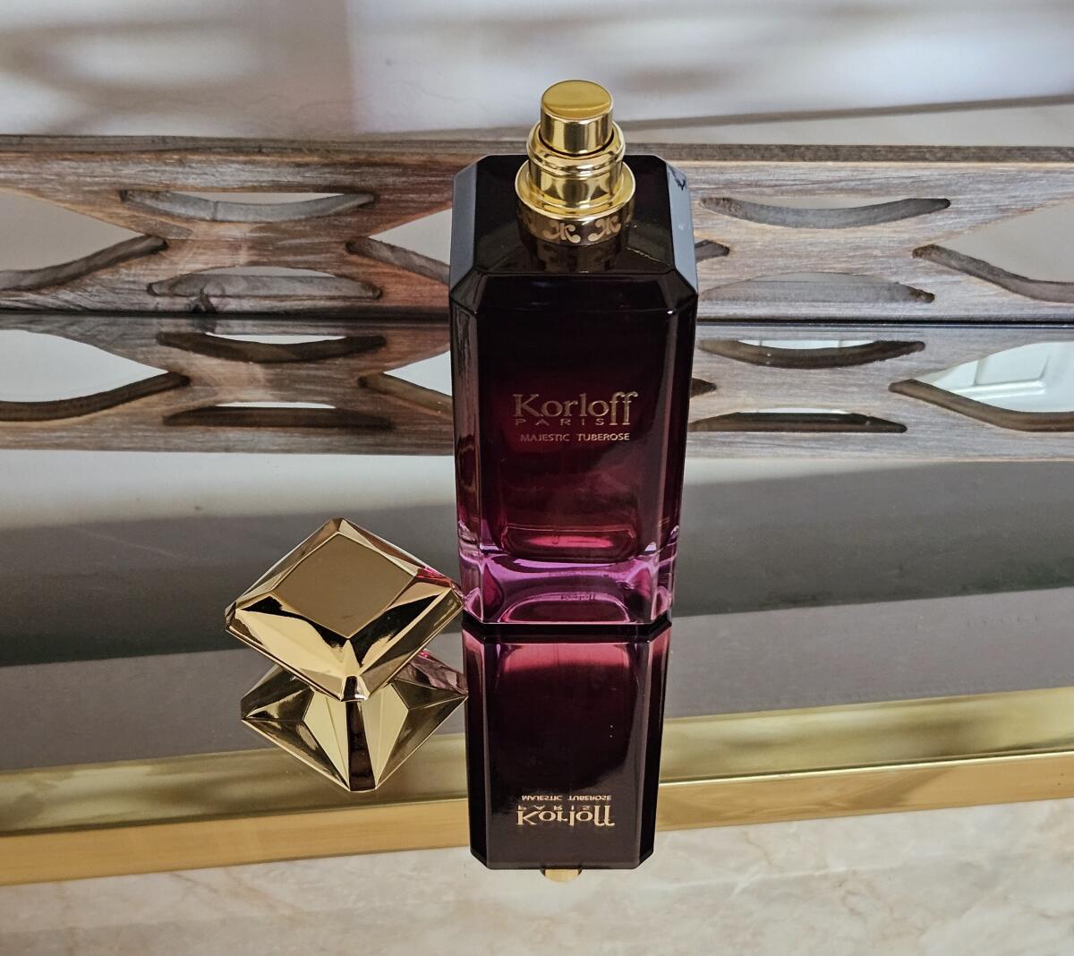 عطر ادکلن مجستیک تیوبروز کرلوف پاریس - Majestic Tuberose Korloff Paris - بررسی، قیمت و خرید