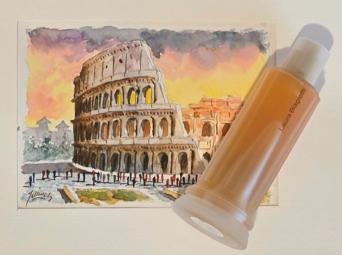 عطر ادکلن اِسِنزا دی روما لورا بیاجیوتی - Essenza di Roma Laura Biagiotti - بررسی، قیمت و خرید