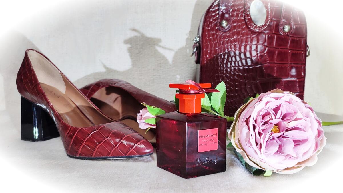 عطر ادکلن پرن موی ایزابه - Prends-Moi (Take Me) Isabey - بررسی، قیمت و خرید