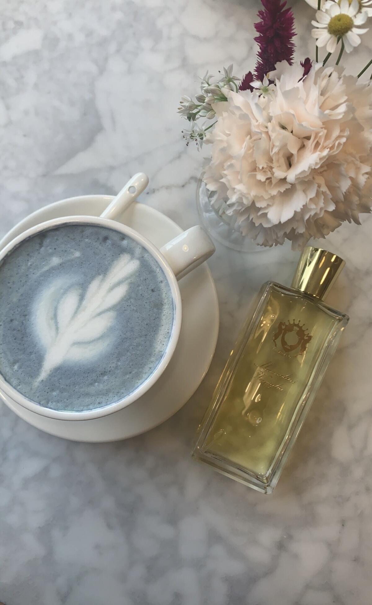 عطر ادکلن وانیلیا مازولاری - Vaniglia Mazzolari - بررسی، قیمت و خرید