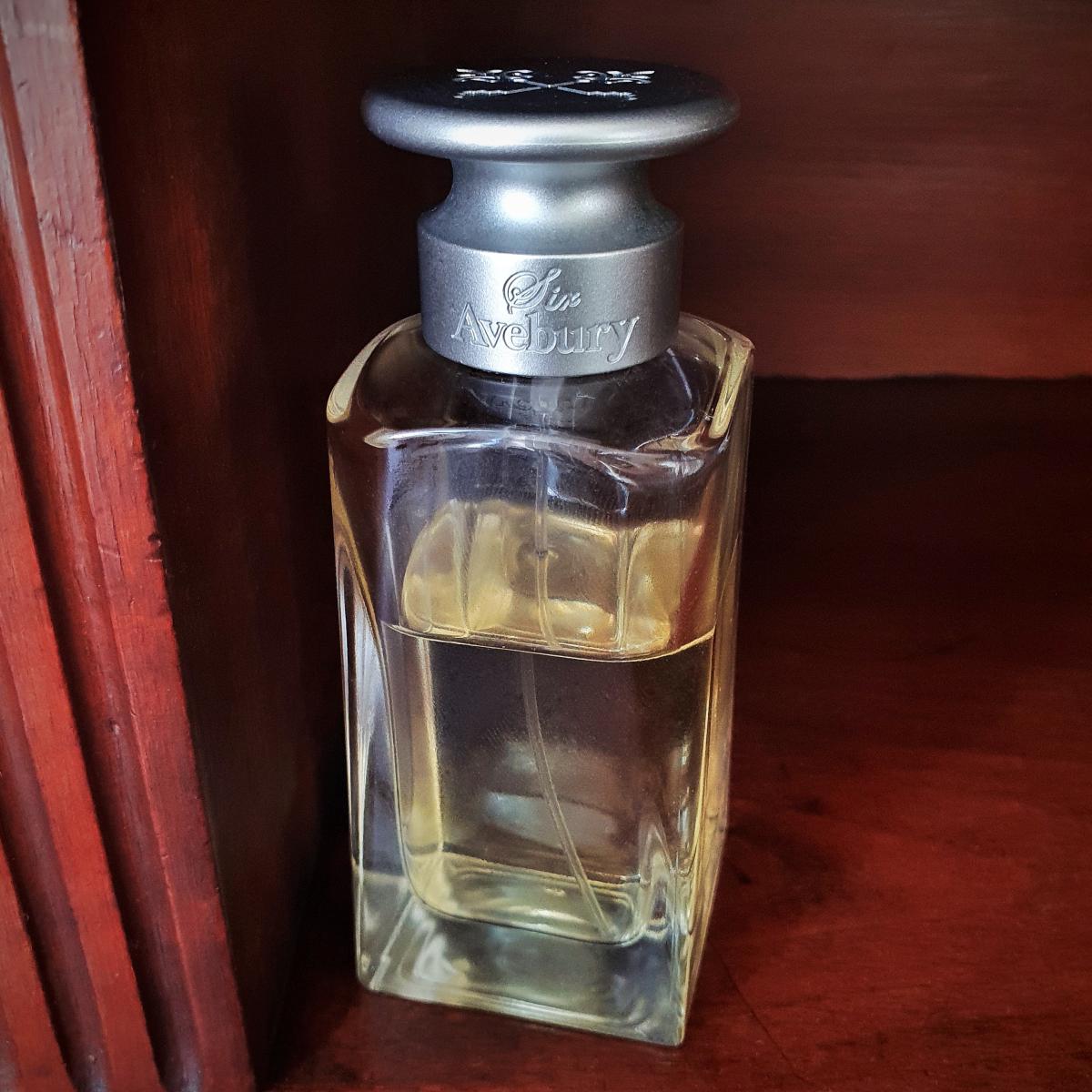 عطر ادکلن سر ایوبری اوریفلیم - Sir Avebury Oriflame - بررسی، قیمت و خرید