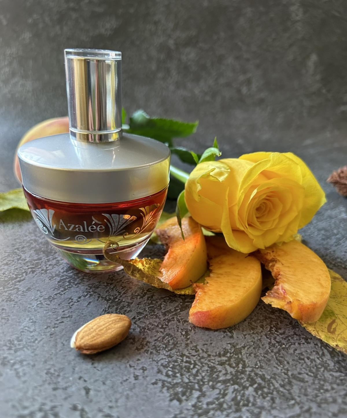 عطر ادکلن آزالی لالیک - Azalee Lalique - بررسی، قیمت و خرید