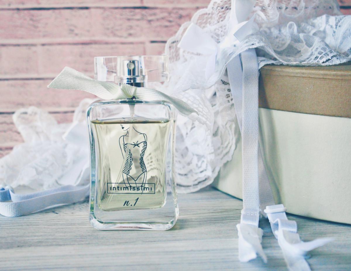 عطر ادکلن اینو سنته اینتیمیسیمی - Innocente Intimissimi - بررسی، قیمت و خرید