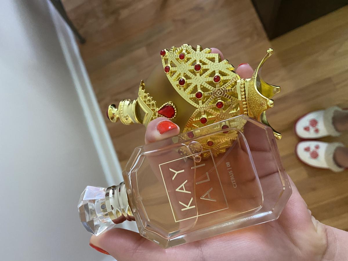 عطر ادکلن سیترس او هشت کایالی فریگرنسز - Citrus 08 Kayali Fragrances - بررسی، قیمت و خرید