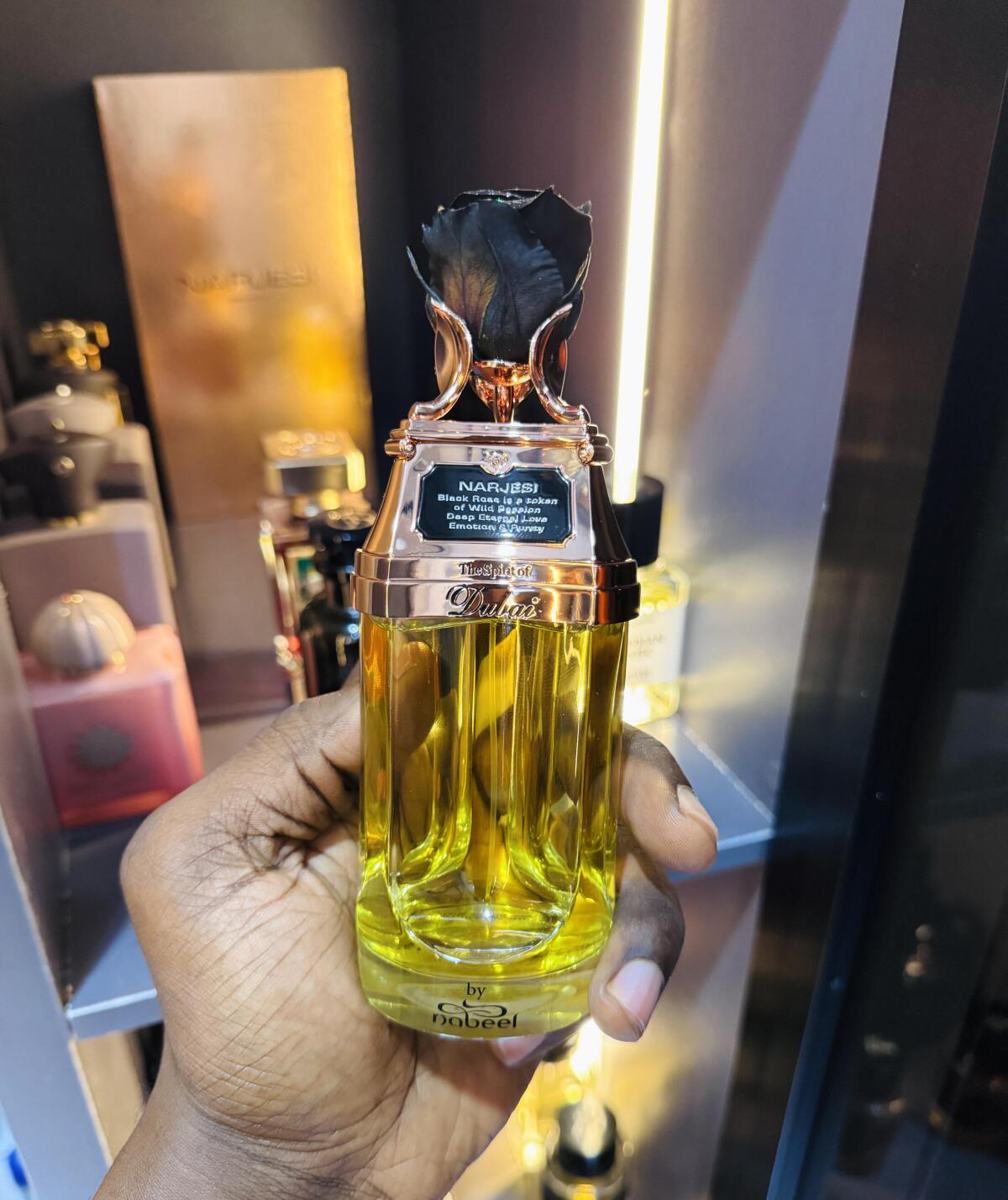 عطر ادکلن نرگسی ده اسپیریت آو دبی - Narjesi The Spirit of Dubai - بررسی، قیمت و خرید