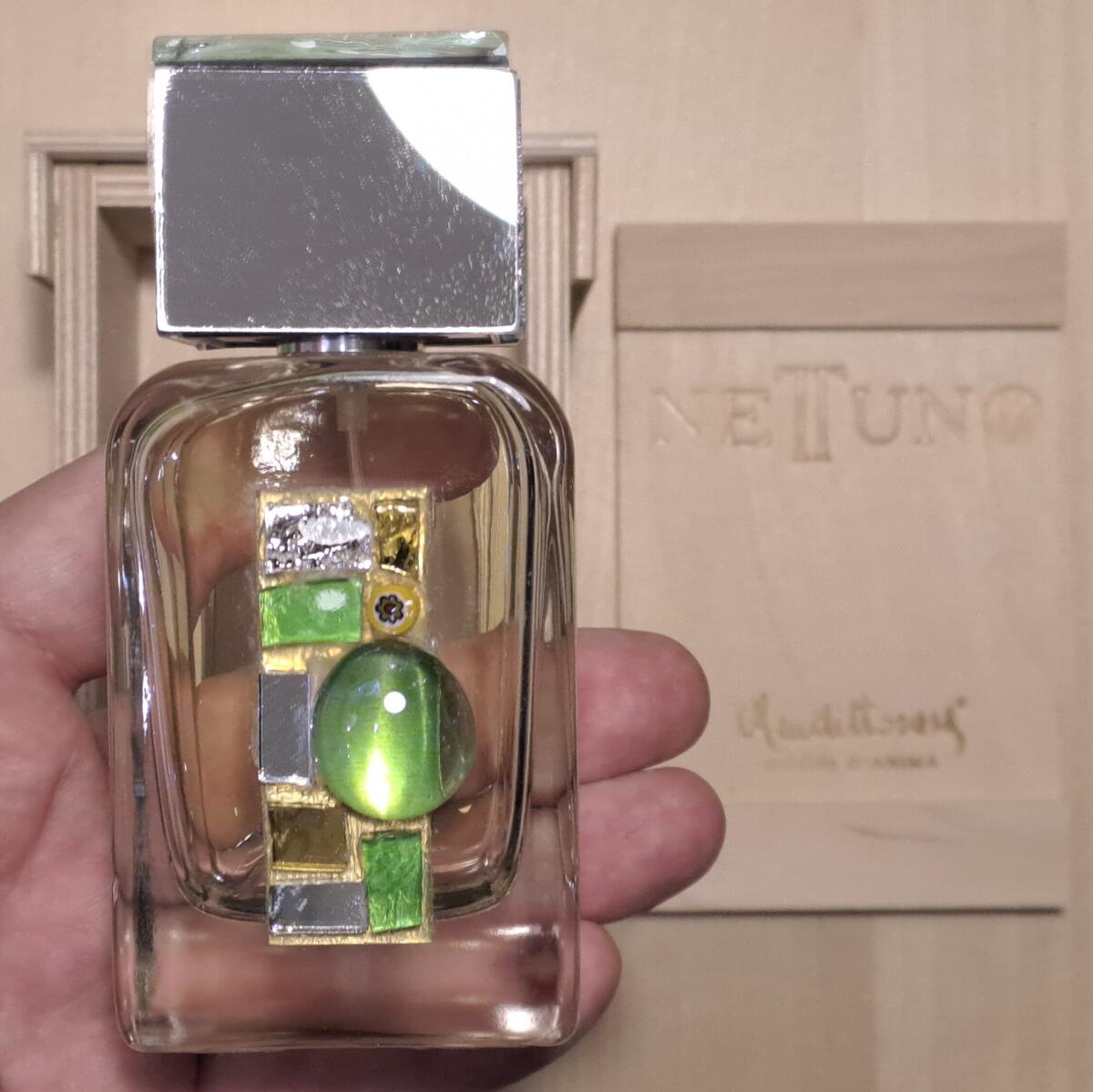 عطر ادکلن نتونو مندیتوروسا - Nettuno Mendittorosa - بررسی، قیمت و خرید