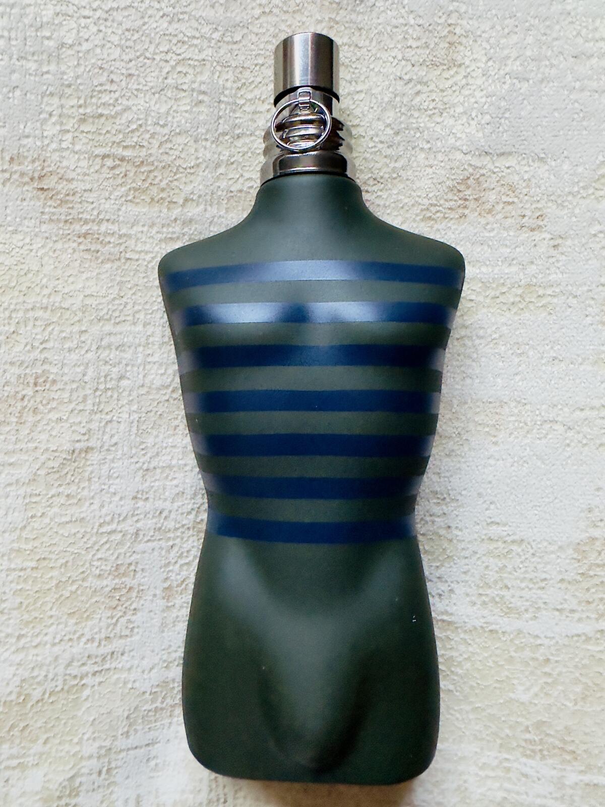 عطر ادکلن له مال آویاتور ژان پل گوتیه - Le Male Aviator Jean Paul Gaultier - بررسی، قیمت و خرید