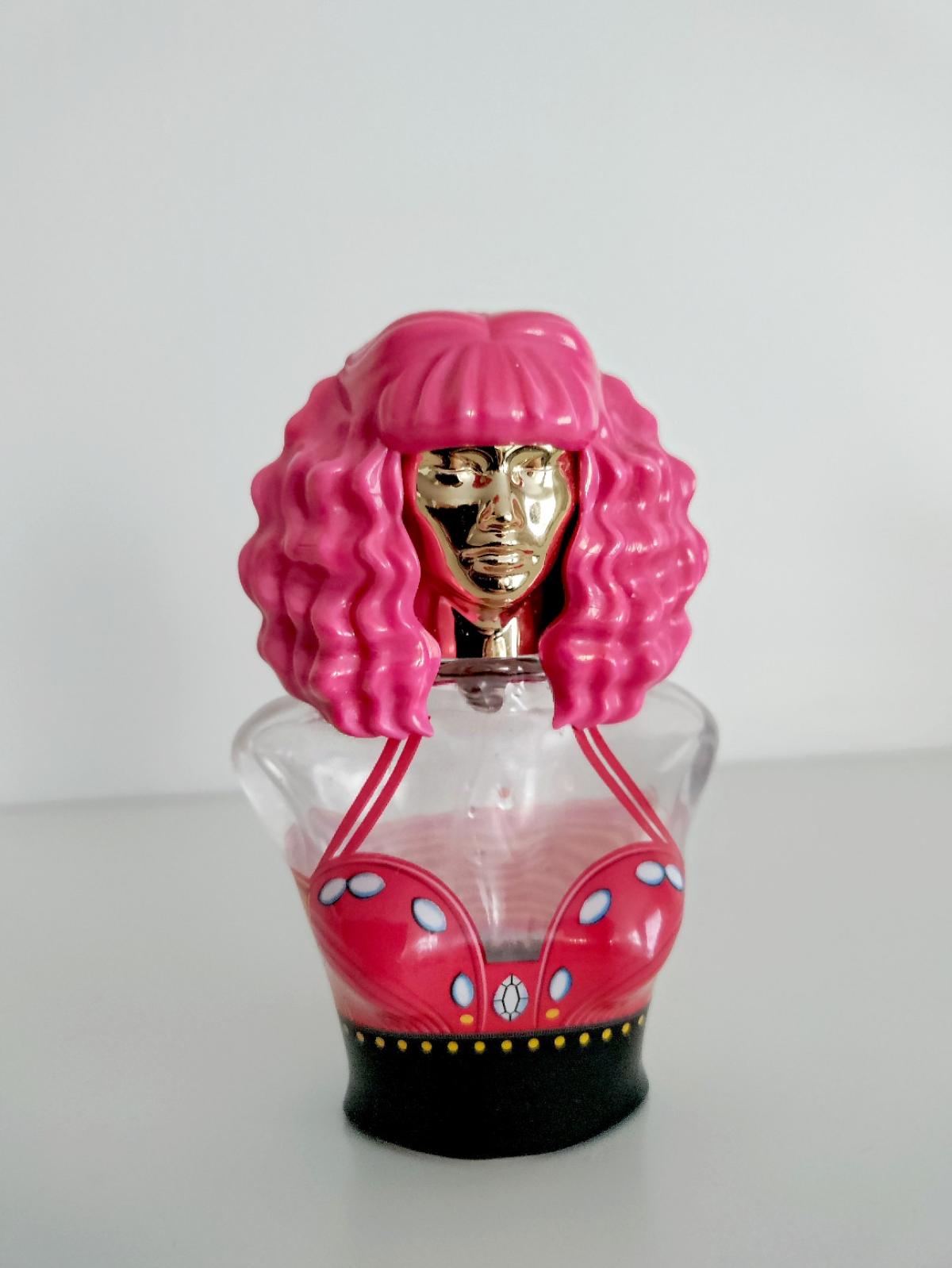 عطر ادکلن میناجستی نیکی میناژ - Minajesty Nicki Minaj - بررسی، قیمت و خرید