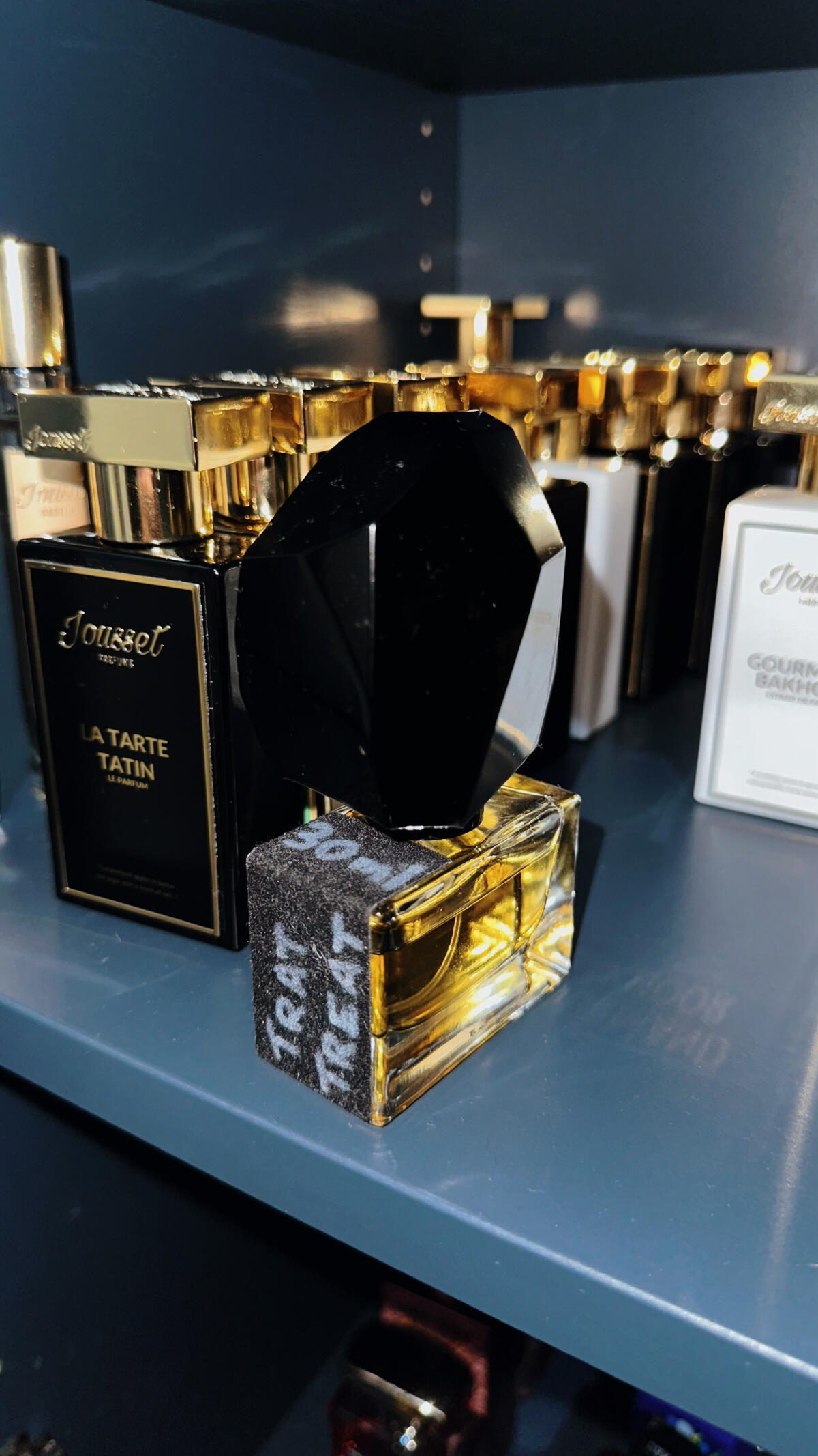 عطر ادکلن تریت ژوست پارفوم - Trat Treat Jousset Parfums - بررسی، قیمت و خرید