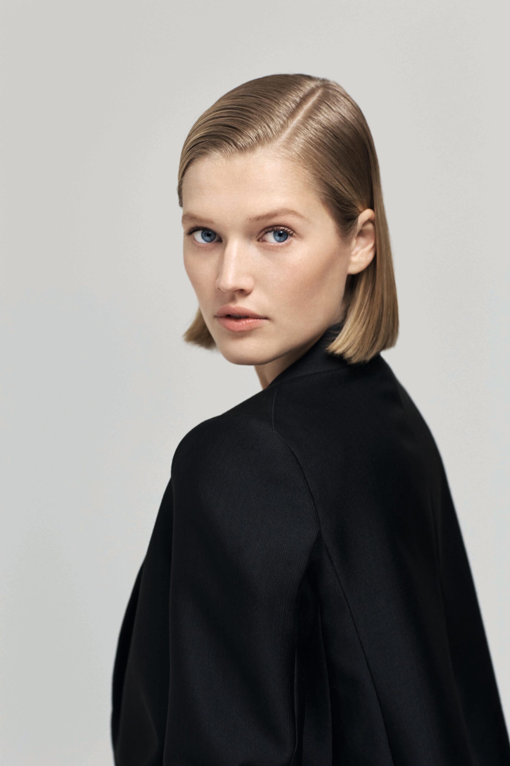 عطر ادکلن سیمپلی جیل سندر جیلی ساندر - Simply Jil Sander Jil Sander - بررسی، قیمت و خرید