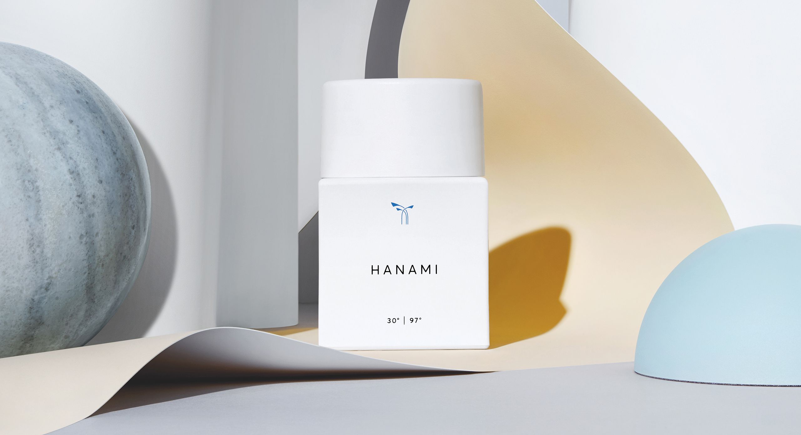 عطر ادکلن هانامی فلور - Hanami Phlur - بررسی، قیمت و خرید